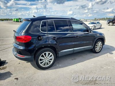 Trzecie zdjęcie samochodu z tyłu: 2012 VOLKSWAGEN TIGUAN S VIN:WVGBV7AX2CW567841 - miniatura