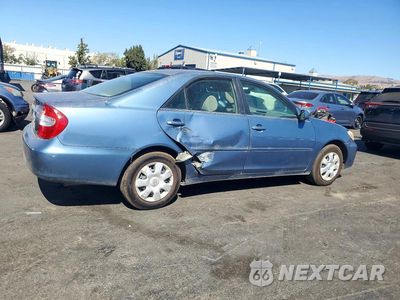 Trzecie zdjęcie samochodu z tyłu: 2004 TOYOTA CAMRY LE VIN:4T1BE32K44U801194 - miniatura