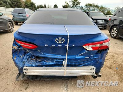 Zdjęcie 6 z 12 samochodu: 2018 TOYOTA CAMRY SE VIN:4T1B11HK9JU047728 - miniatura