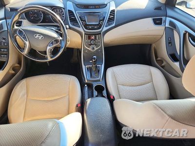 Zdjęcie 8 z 12 samochodu: 2014 HYUNDAI ELANTRA LIMITED VIN:5NPDH4AE0EH492129 - miniatura