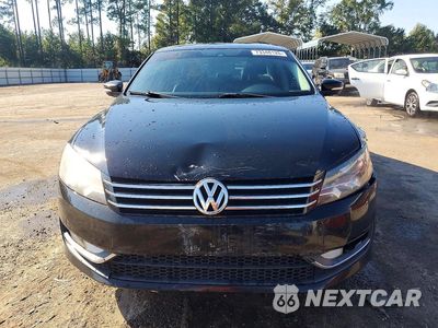 Piąte zdjęcie samochodu w środku: 2015 VOLKSWAGEN PASSAT S VIN:1VWAS7A32FC106082 - miniatura
