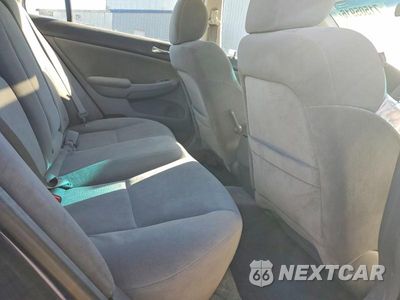 Zdjęcie 10 z 12 samochodu: 2004 HONDA ACCORD EX VIN:1HGCM56674A124309 - miniatura
