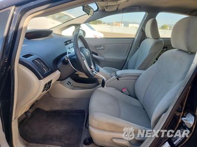 Zdjęcie 7 z 12 samochodu: 2011 TOYOTA PRIUS TWO VIN:JTDKN3DU8B1479340 - miniatura