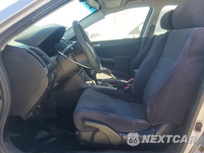 Zdjęcie 7 z 12 samochodu: 2004 HONDA ACCORD LX VIN:JHMCM56354C008727 - miniatura