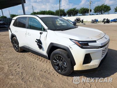 Czwarte zdjęcie samochodu z boku: 2026 TOYOTA RAV4 XLE PREMIUM VIN:2T36DRBV1TC016043 - miniatura
