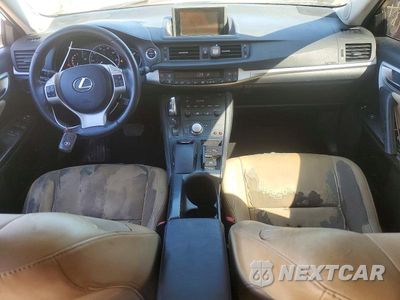Zdjęcie 8 z 12 samochodu: 2011 LEXUS CT 200 VIN:JTHKD5BH1B2041157 - miniatura