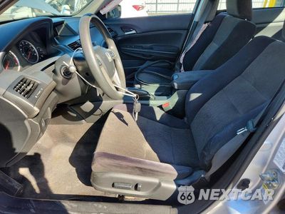 Zdjęcie 7 z 12 samochodu: 2009 HONDA ACCORD LXP VIN:1HGCP26499A111959 - miniatura