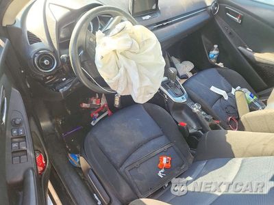 Zdjęcie 8 z 12 samochodu: 2017 TOYOTA YARIS IA BASE VIN:3MYDLBYV6HY182035 - miniatura