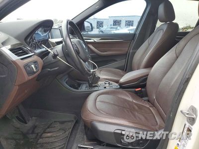 Zdjęcie 7 z 13 samochodu: 2017 BMW X1 XDRIVE28I VIN:WBXHT3C36H5F87360 - miniatura
