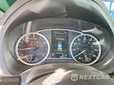 Zdjęcie 9 z 12 samochodu: 2018 NISSAN SENTRA SV VIN:3N1AB7AP6JY271190 - miniatura