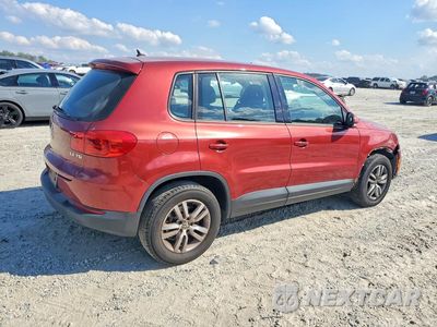 Trzecie zdjęcie samochodu z tyłu: 2013 VOLKSWAGEN TIGUAN S VIN:WVGAV7AX5DW019331 - miniatura