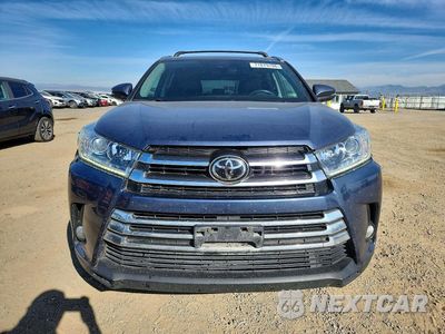 Piąte zdjęcie samochodu w środku: 2017 TOYOTA HIGHLANDER LIMITED VIN:5TDDZRFH8HS386815 - miniatura