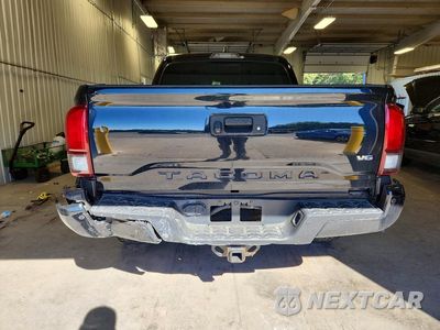 Zdjęcie 6 z 12 samochodu: 2018 TOYOTA TACOMA TRD OFF-ROAD VIN:3TMCZ5AN7JM179291 - miniatura