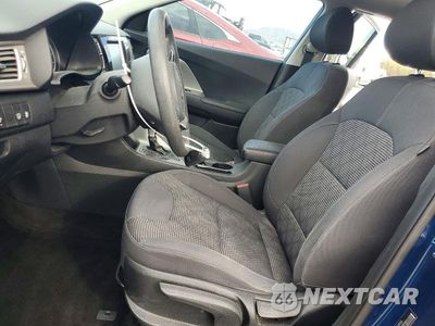 Zdjęcie 7 z 13 samochodu: 2018 KIA NIRO LX VIN:KNDCB3LC2J5139212 - miniatura