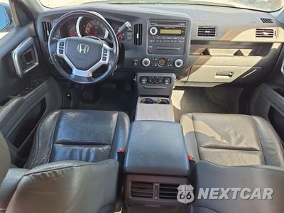 Zdjęcie 8 z 12 samochodu: 2007 HONDA RIDGELINE RTL VIN:2HJYK16597H520883 - miniatura