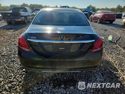 Zdjęcie 6 z 12 samochodu: 2015 MERCEDES-BENZ C 300 VIN:55SWF4JB4FU045015 - miniatura