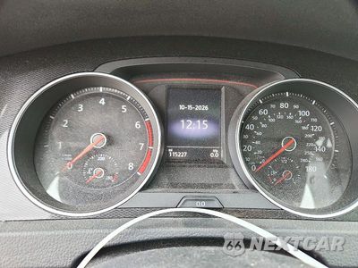 Zdjęcie 9 z 12 samochodu: 2016 VOLKSWAGEN GTI S/SE VIN:3VW447AUXGM063028 - miniatura