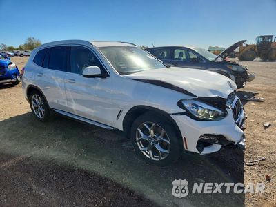 Czwarte zdjęcie samochodu z boku: 2020 BMW X3 XDRIVE30E VIN:5UXTS1C06L9C76046 - miniatura