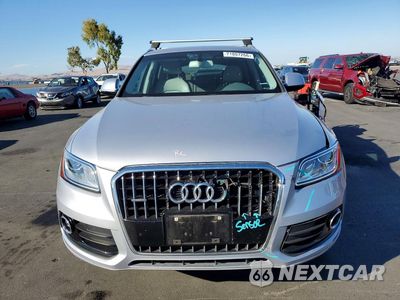 Piąte zdjęcie samochodu w środku: 2016 AUDI Q5 PREMIUM VIN:WA1C2AFP8GA047700 - miniatura