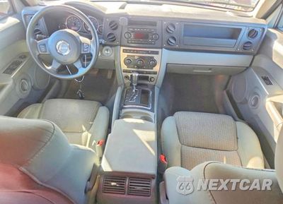 Zdjęcie 8 z 12 samochodu: 2007 JEEP COMMANDER VIN:1J8HG48K47C614787 - miniatura