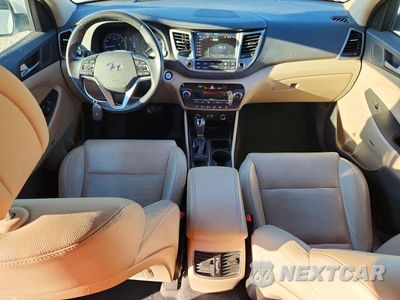 Zdjęcie 8 z 13 samochodu: 2017 HYUNDAI TUCSON SE PLUS VIN:KM8J33A47HU562542 - miniatura