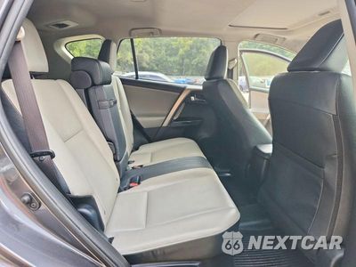 Zdjęcie 11 z 13 samochodu: 2017 TOYOTA RAV4 HV LIMITED VIN:JTMDJREV1HD153076 - miniatura