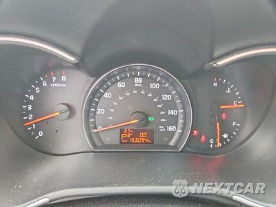 Zdjęcie 9 z 13 samochodu: 2014 KIA SORENTO LX VIN:5XYKT4A7XEG529718 - miniatura