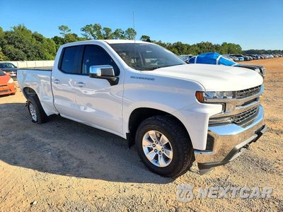 Czwarte zdjęcie samochodu z boku: 2020 CHEVROLET SILVERADO C1500 LT VIN:1GCRWCED9LZ268449 - miniatura