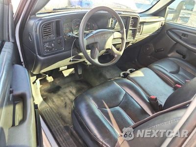 Zdjęcie 8 z 12 samochodu: 2003 CHEVROLET SILVERADO C2500 VIN:1GCGC24U73Z337683 - miniatura