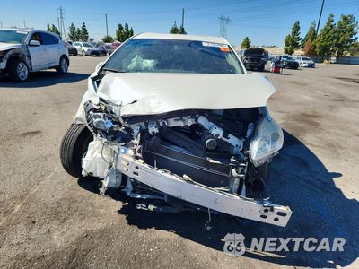 Piąte zdjęcie samochodu w środku: 2015 TOYOTA PRIUS TWO VIN:JTDKN3DU2F1994792 - miniatura