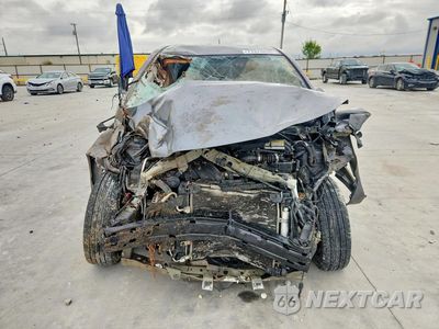 Piąte zdjęcie samochodu w środku: 2016 NISSAN VERSA NOTE SV VIN:3N1CE2CP9GL353243 - miniatura