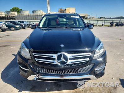 Piąte zdjęcie samochodu w środku: 2017 MERCEDES-BENZ GLE 350 4MATIC VIN:4JGDA5HB9HA831130 - miniatura