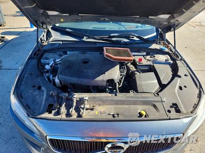 Zdjęcie 11 z 12 samochodu: 2020 VOLVO S90 T6 MOMENTUM VIN:LVYA22MK6LP177047 - miniatura