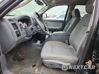 Zdjęcie 7 z 12 samochodu: 2006 DODGE DAKOTA QUAD SLT VIN:1D7HE48K46S505639 - miniatura