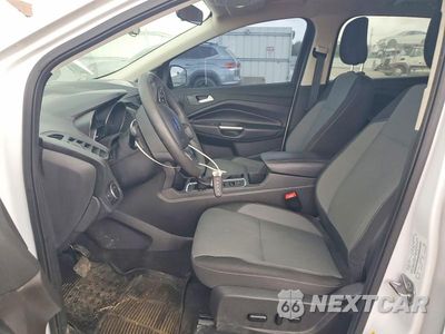 Zdjęcie 7 z 13 samochodu: 2019 FORD ESCAPE SE VIN:1FMCU9GD0KUA65453 - miniatura
