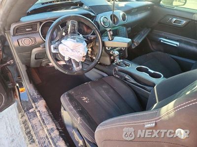 Zdjęcie 8 z 12 samochodu: 2020 FORD MUSTANG VIN:1FA6P8TH7L5130134 - miniatura