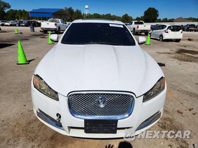 Piąte zdjęcie samochodu w środku: 2013 JAGUAR XF VIN:SAJWA0ES5DPS97623 - miniatura