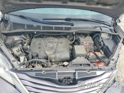 Zdjęcie 12 z 13 samochodu: 2017 TOYOTA SIENNA LE VIN:5TDKZ3DC9HS871296 - miniatura