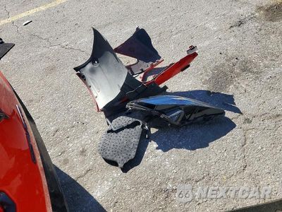 Zdjęcie 12 z 13 samochodu: 2019 CHEVROLET CORVETTE STINGRAY 1LT VIN:1G1YB2D73K5123709 - miniatura