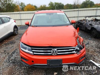 Piąte zdjęcie samochodu w środku: 2019 VOLKSWAGEN TIGUAN SE VIN:3VV2B7AX2KM138213 - miniatura