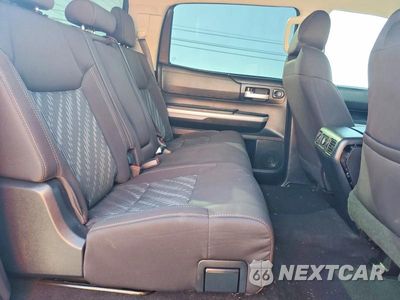Zdjęcie 10 z 12 samochodu: 2021 TOYOTA TUNDRA CREWMAX SR5 VIN:5TFEY5F14MX281325 - miniatura