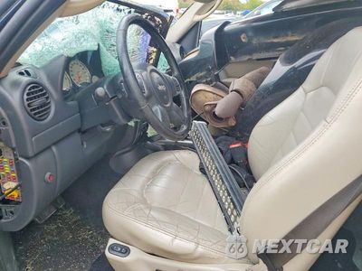 Zdjęcie 7 z 12 samochodu: 2002 JEEP LIBERTY LIMITED VIN:1J4GL58K72W324985 - miniatura