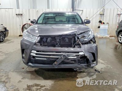 Piąte zdjęcie samochodu w środku: 2017 TOYOTA HIGHLANDER HYBRID XLE VIN:5TDJGRFH5HS029617 - miniatura