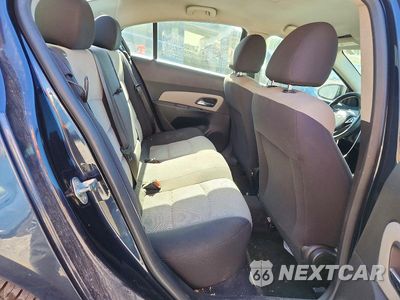 Zdjęcie 10 z 12 samochodu: 2014 CHEVROLET CRUZE LS VIN:1G1PA5SH2E7109997 - miniatura