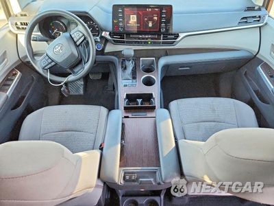 Zdjęcie 8 z 12 samochodu: 2022 TOYOTA SIENNA LE VIN:5TDKSKFC2NS047289 - miniatura