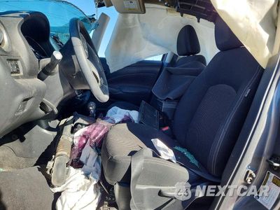 Zdjęcie 7 z 12 samochodu: 2017 NISSAN VERSA 1.6 S VIN:3N1CN7AP0HL819904 - miniatura