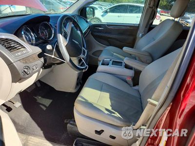 Zdjęcie 7 z 13 samochodu: 2015 CHRYSLER TOWN & COUNTRY TOURING VIN:2C4RC1BG5FR552770 - miniatura