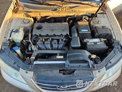 Zdjęcie 11 z 12 samochodu: 2010 HYUNDAI SONATA LIMITED VIN:5NPEU4AC5AH622043 - miniatura