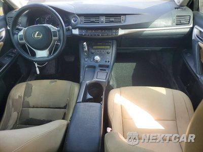 Zdjęcie 8 z 12 samochodu: 2011 LEXUS CT 200H PREMIUM VIN:JTHKD5BH0B2028089 - miniatura