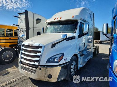 2020 FREIGHTLINER CASCADIA 126 SEMI TRUCK 3AKJHHDR2LSLZ7411 - główne zdjęcie licytacji z USA - miniatura